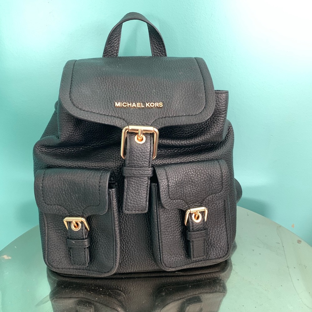 Micheal Kors Mini backpack